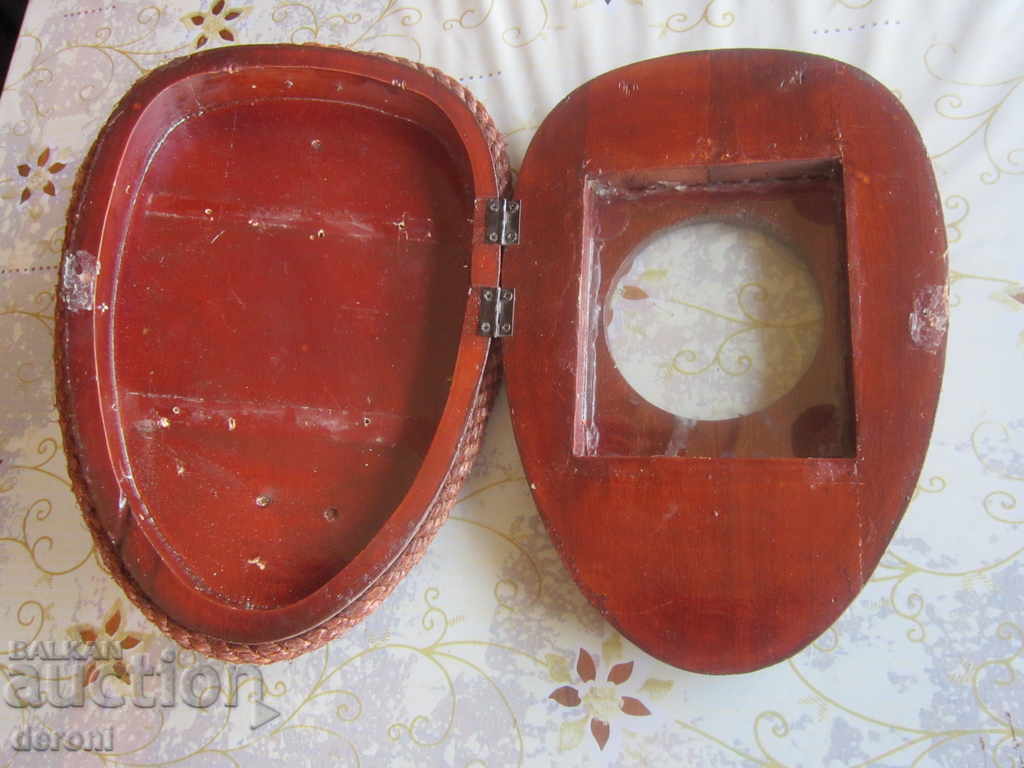 Auction Old marine wooden box for clock barometer Auction Old marine wooden box for clock barometer