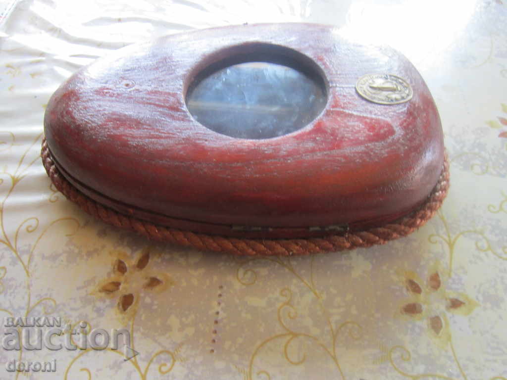 Delivery of Old marine wooden box for clock barometer Delivery of Old marine wooden box for clock barometer