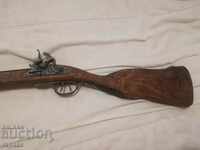 Double barrel hunting rifle with external strikers and decorations - replica