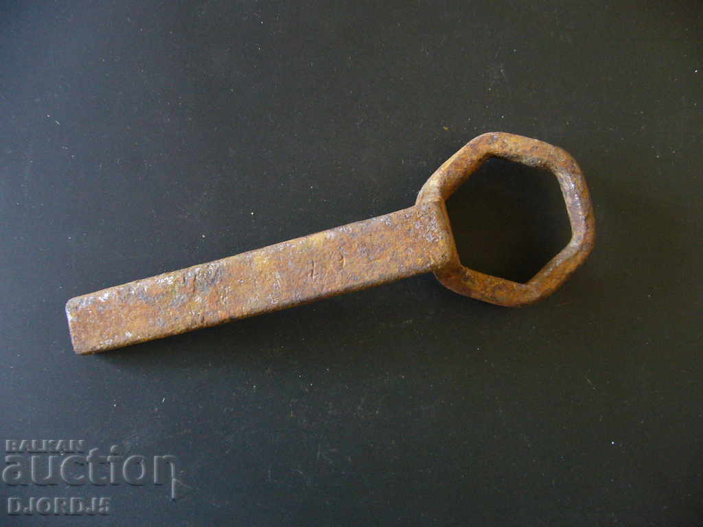 Old forged wrench for wagon with price 4.00 BGN | € 2.05 Old forged wrench for wagon with price 4.00 BGN | € 2.05