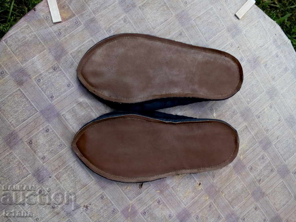 Auction Antique slippers, house shoes Auction Antique slippers, house shoes