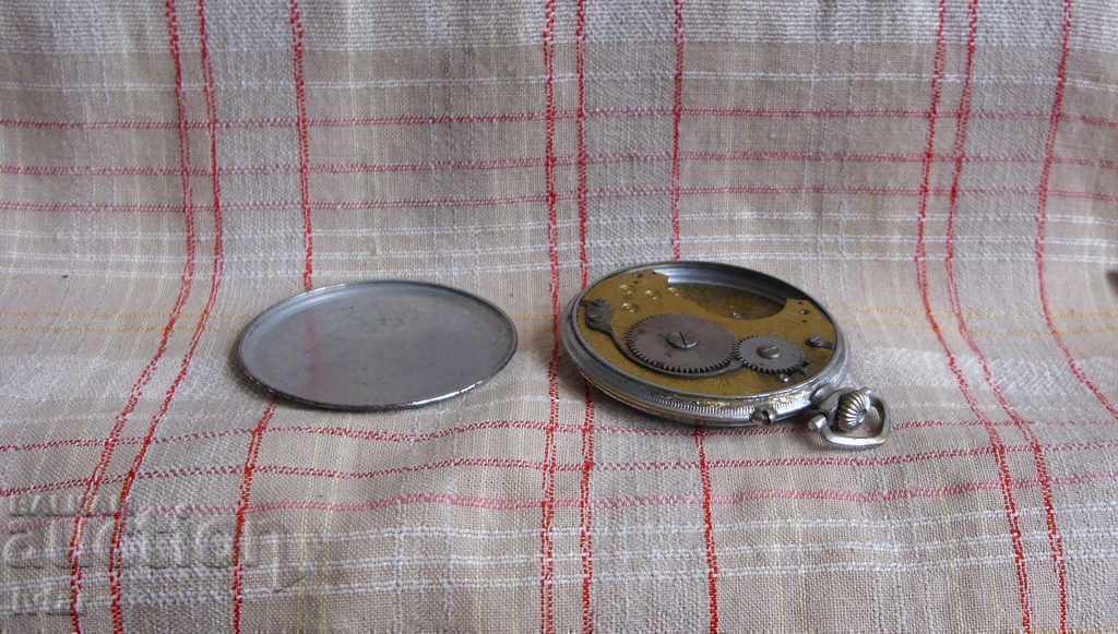"Bobby" pocket watch - 6 "Bobby" pocket watch - 6