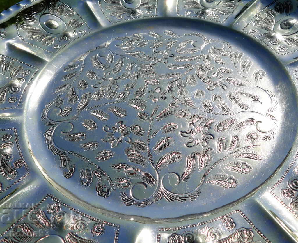 Δημοπρασία Ασημένια φρουτιέρα με πόδια, 34 εκ., 700 γρ., αριστούργημα Δημοπρασία Ασημένια φρουτιέρα με πόδια, 34 εκ., 700 γρ., αριστούργημα