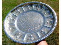 Antique silver-plated fruit bowl, casserole dish, soup bowl.