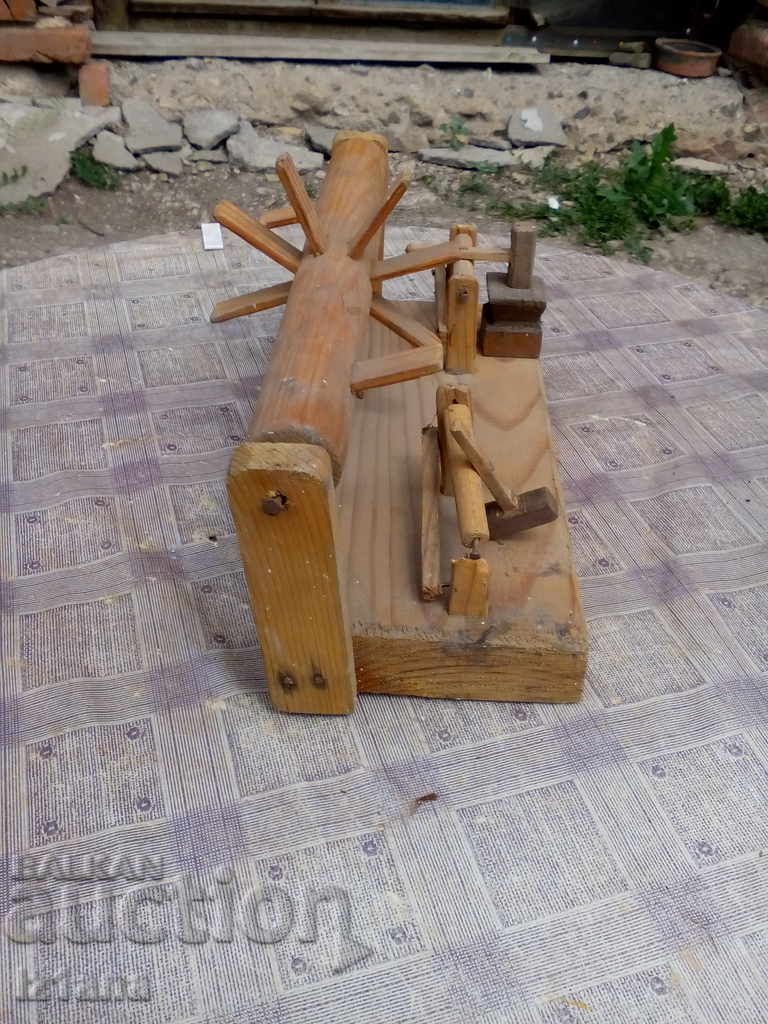 Доставка на Стара дървена играчка