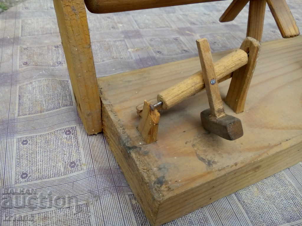 Стара дървена играчка - 6