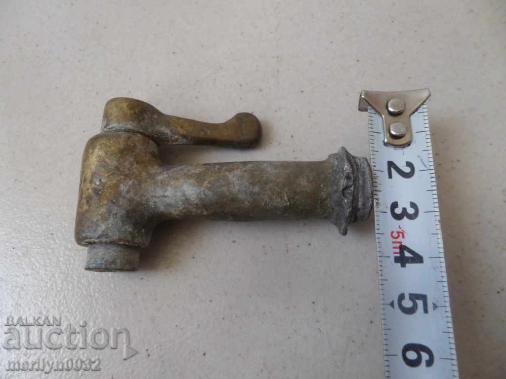 Old Bronze Spout Spinner Key Fountain Stop Valve - 7 Old Bronze Spout Spinner Key Fountain Stop Valve - 7