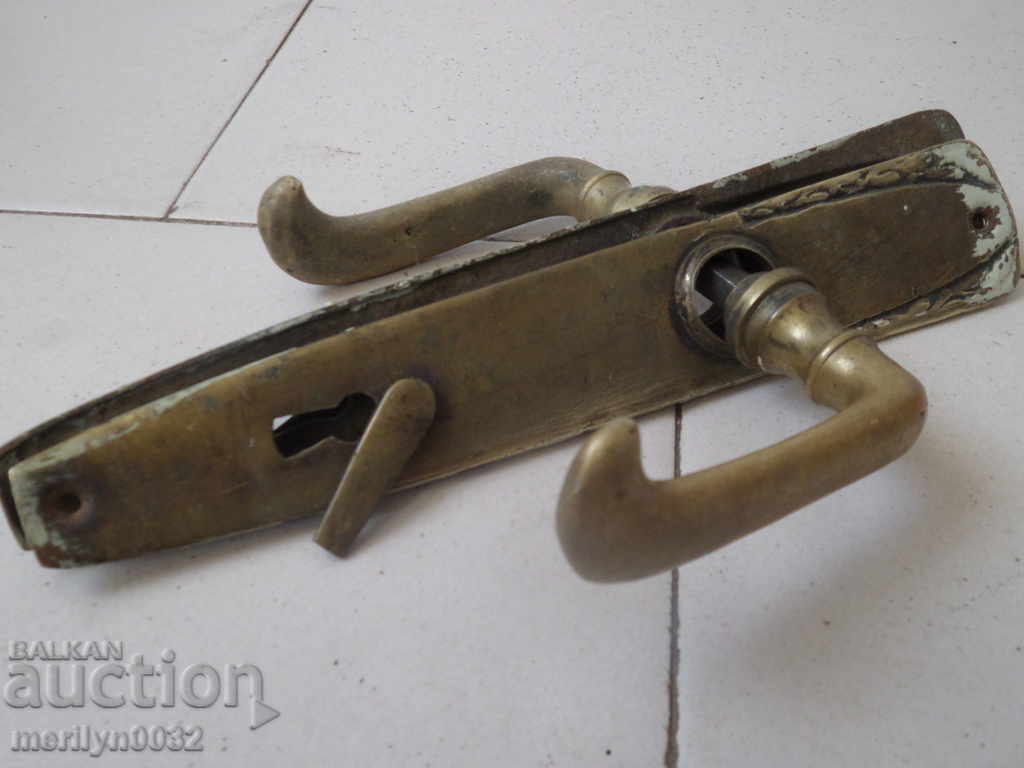 Παλιά κλειδαριά με χάλκινο υλικό και κλειδί Βουλγαρία - 5 Παλιά κλειδαριά με χάλκινο υλικό και κλειδί Βουλγαρία - 5