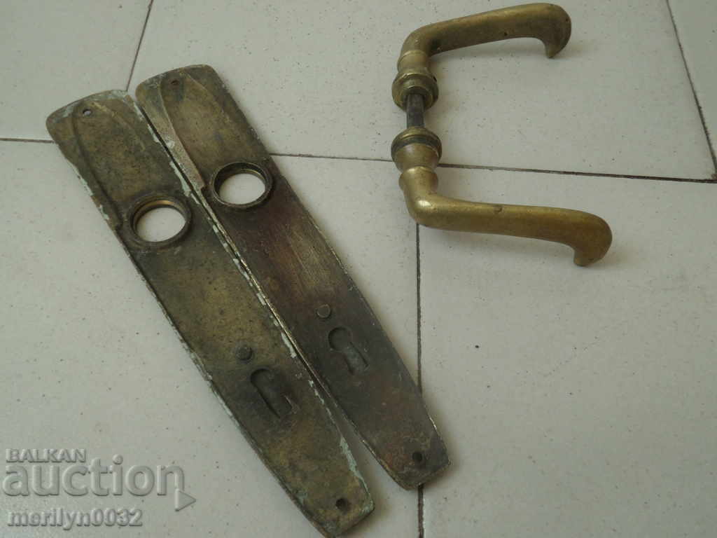 Παλιά κλειδαριά με χάλκινο υλικό και κλειδί Βουλγαρία - 6 Παλιά κλειδαριά με χάλκινο υλικό και κλειδί Βουλγαρία - 6