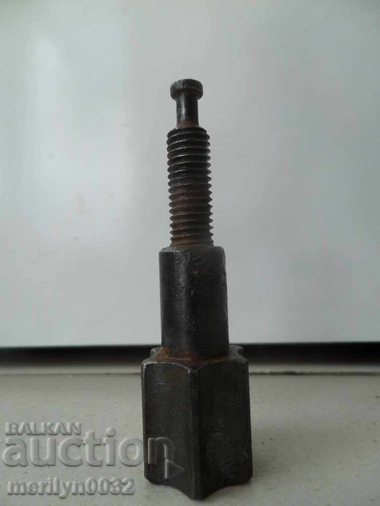 Part detail bolt from the MG-34 Wehrmacht machine gun - 5 Part detail bolt from the MG-34 Wehrmacht machine gun - 5