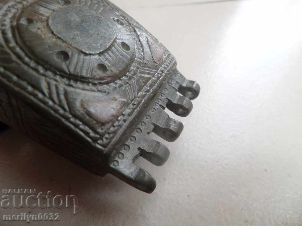 Auction Bronze box for cabzi evzi firecracker Palaska Pishtov rifle Auction Bronze box for cabzi evzi firecracker Palaska Pishtov rifle