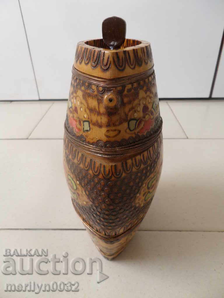 Delivery of Ancient pyrographic paving bagel