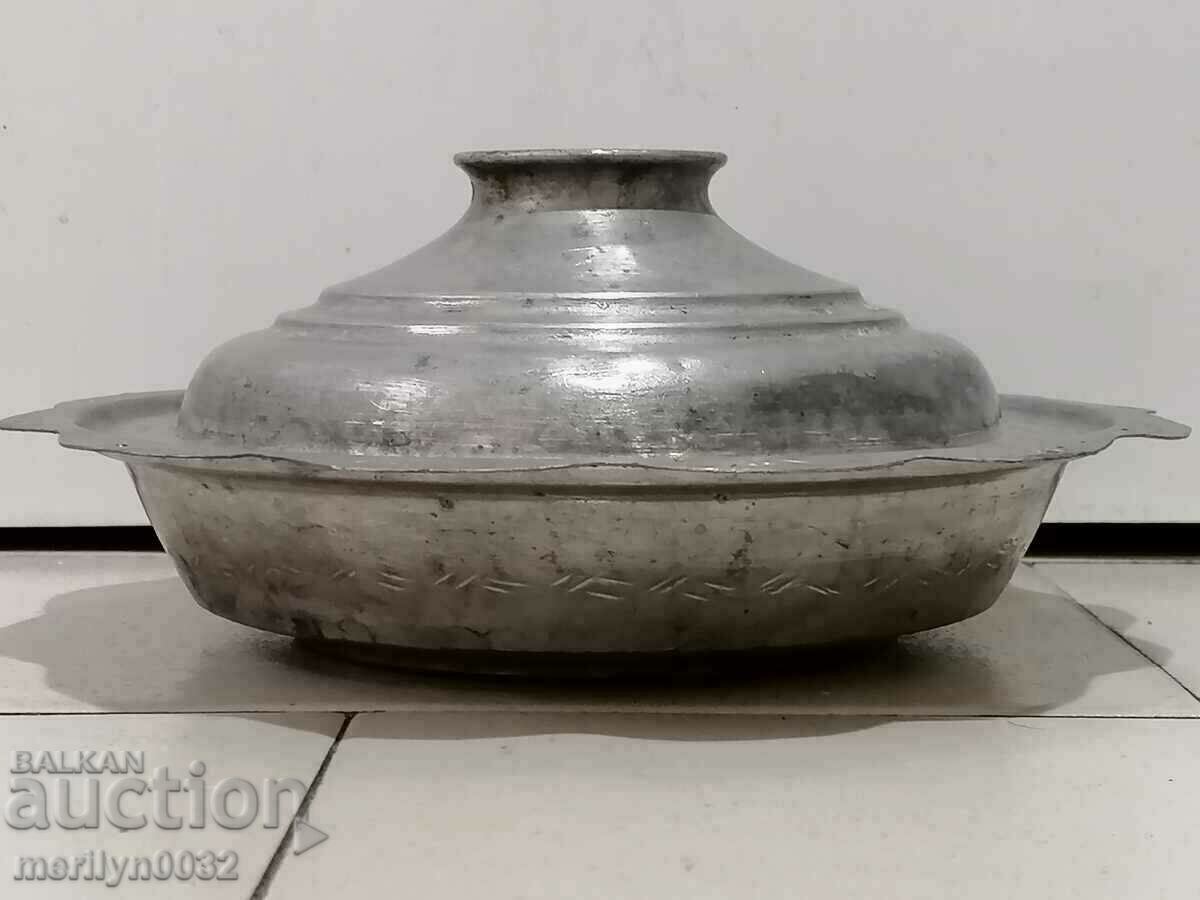 Revival saucer with a lid, the blue copper lid with price 169.00 BGN | € 86.41 Revival saucer with a lid, the blue copper lid with price 169.00 BGN | € 86.41