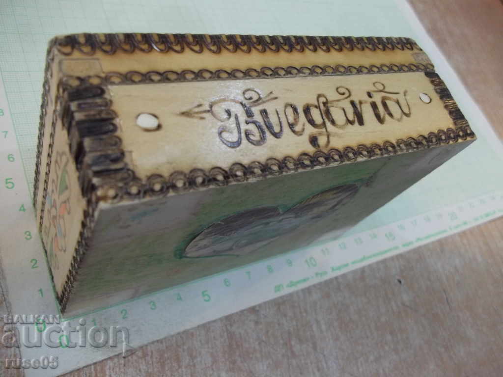 Delivery of Wooden box pyrographic Delivery of Wooden box pyrographic