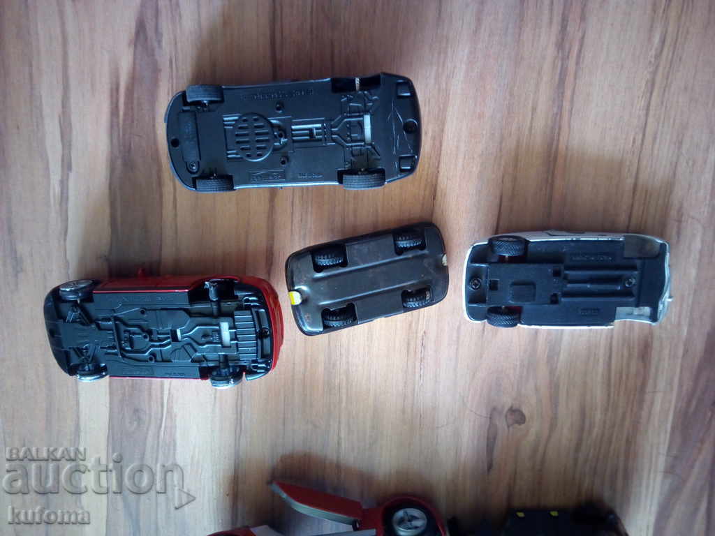 Delivery of Metallic trolleys, parts or restoration