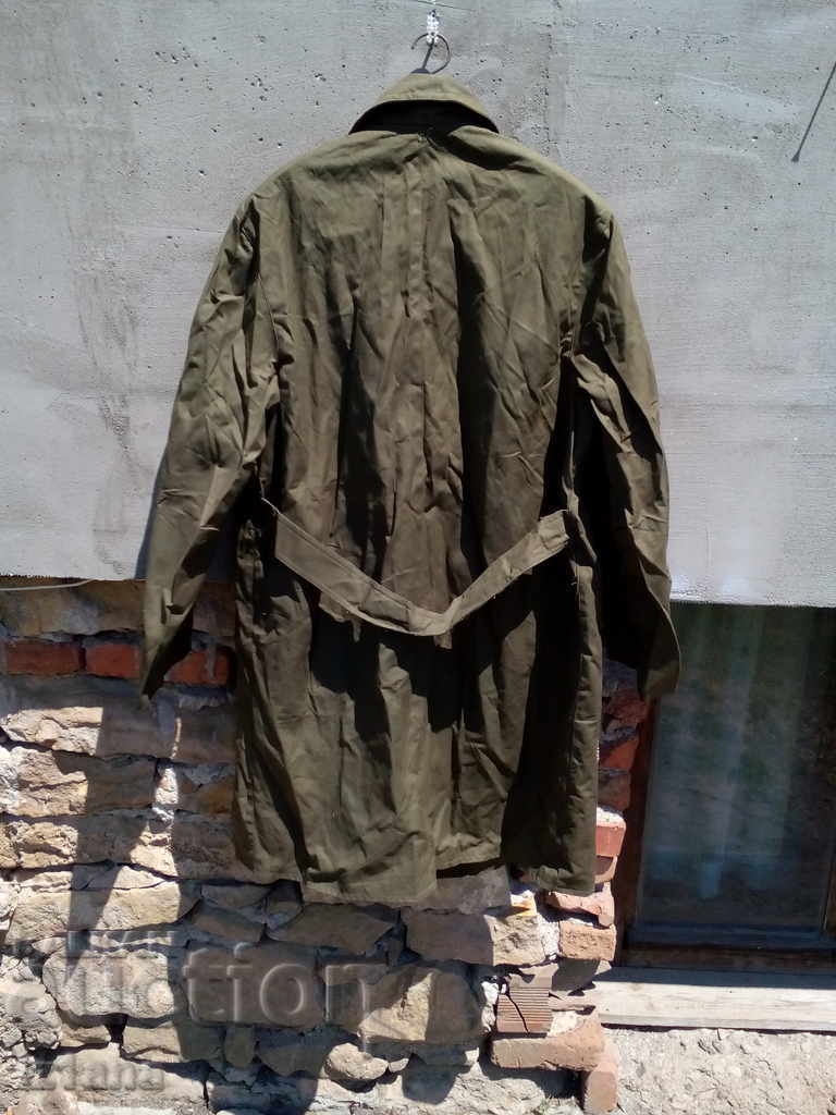 Livrarea Îmbrăcăminte militară