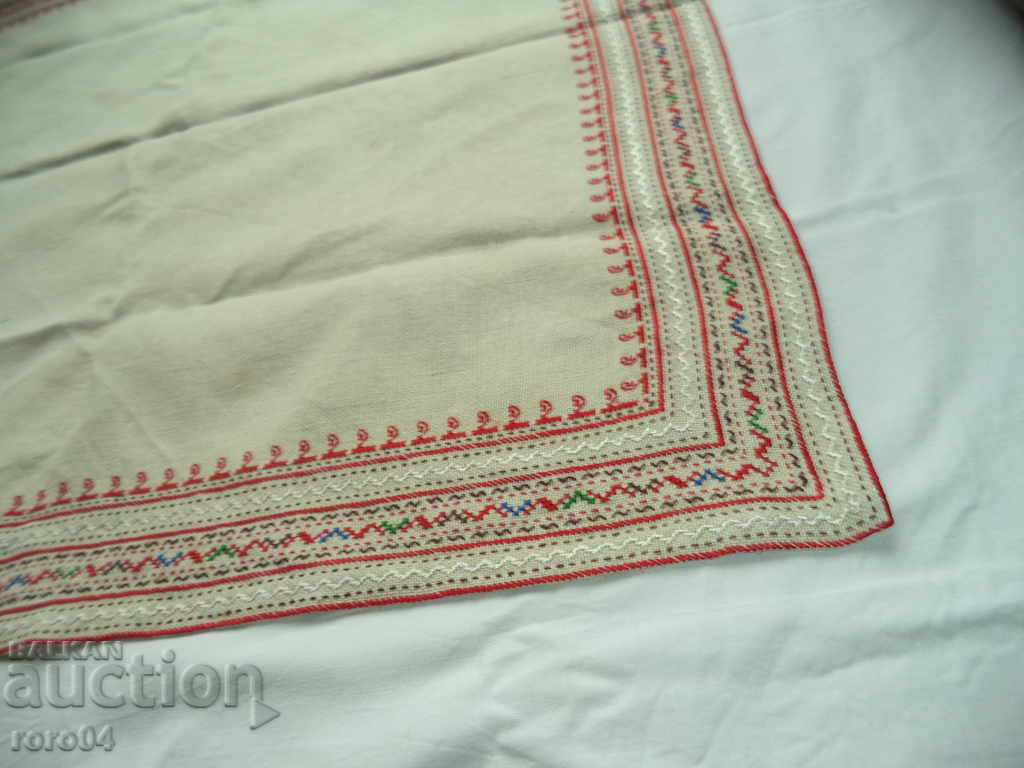 ROOF - WITH BULGARIAN NATIONAL SEQUINS with price 67.50 BGN | € 34.51 ROOF - WITH BULGARIAN NATIONAL SEQUINS with price 67.50 BGN | € 34.51