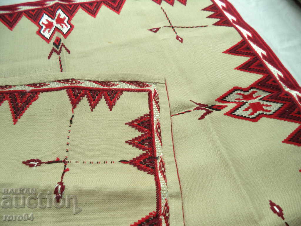 Delivery of ROOF - WITH BULGARIAN NATIONAL SEQUINS