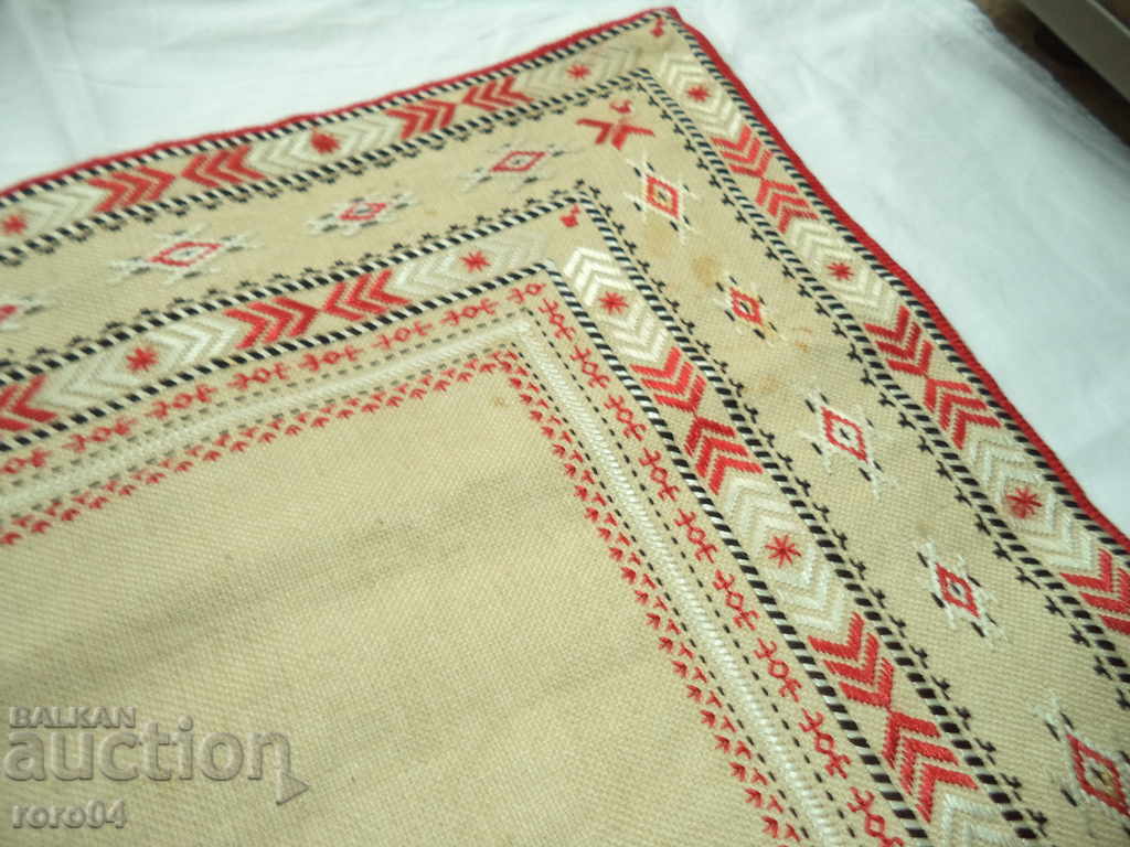 Delivery of ROOF - WITH BULGARIAN NATIONAL SEQUINS Delivery of ROOF - WITH BULGARIAN NATIONAL SEQUINS