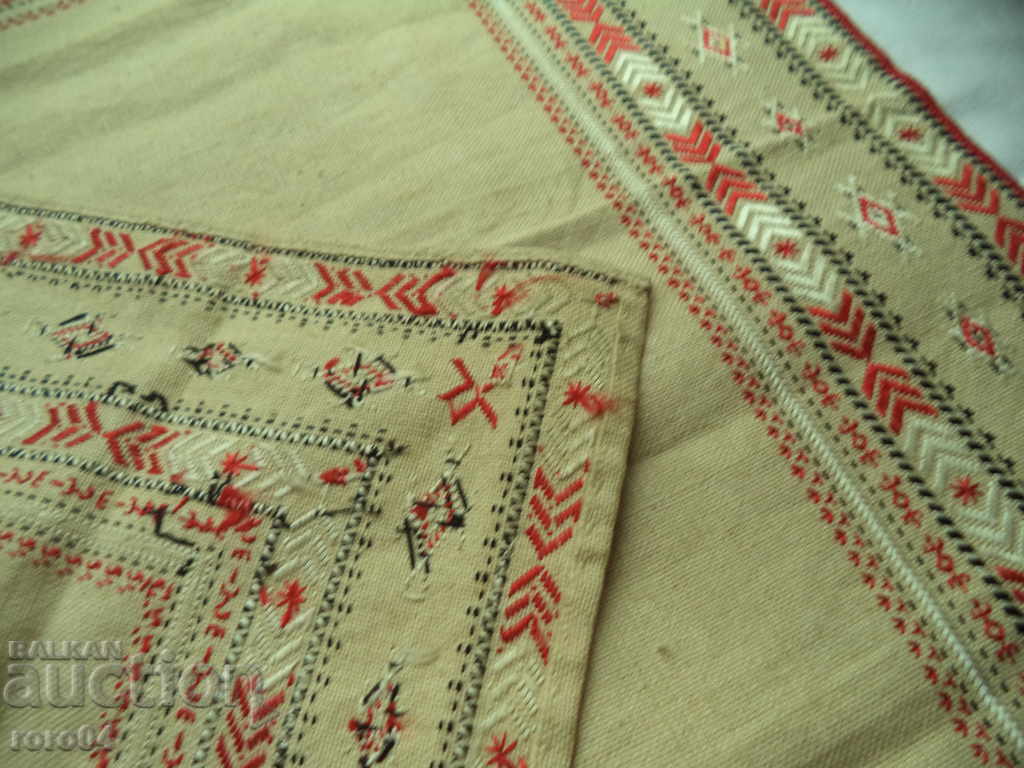 ROOF - WITH BULGARIAN NATIONAL SEQUINS - 5 ROOF - WITH BULGARIAN NATIONAL SEQUINS - 5