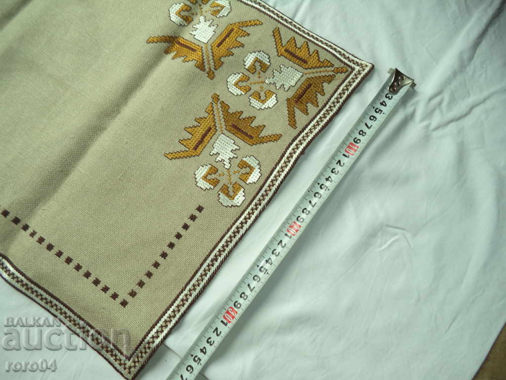 ROOF - WITH BULGARIAN NATIONAL SEQUINS - 7 ROOF - WITH BULGARIAN NATIONAL SEQUINS - 7