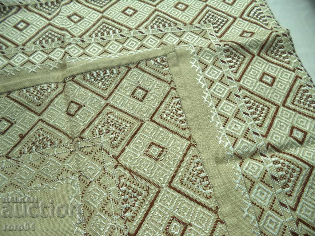 Auction ROOF - WITH BULGARIAN NATIONAL SEQUINS Auction ROOF - WITH BULGARIAN NATIONAL SEQUINS