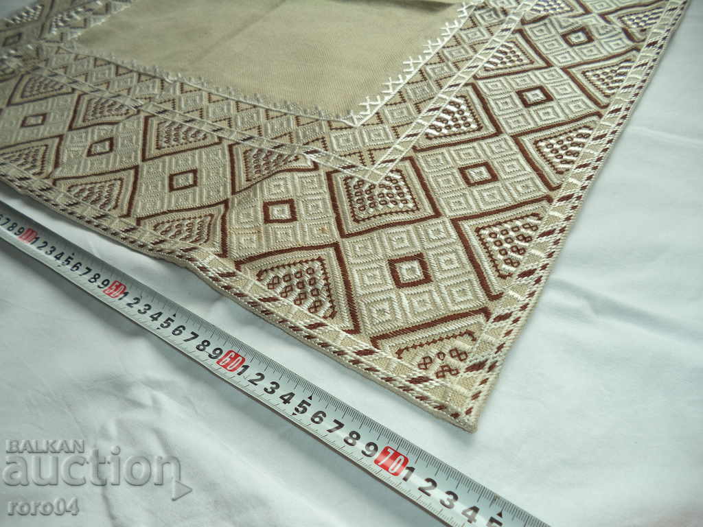 ROOF - WITH BULGARIAN NATIONAL SEQUINS - 6 ROOF - WITH BULGARIAN NATIONAL SEQUINS - 6