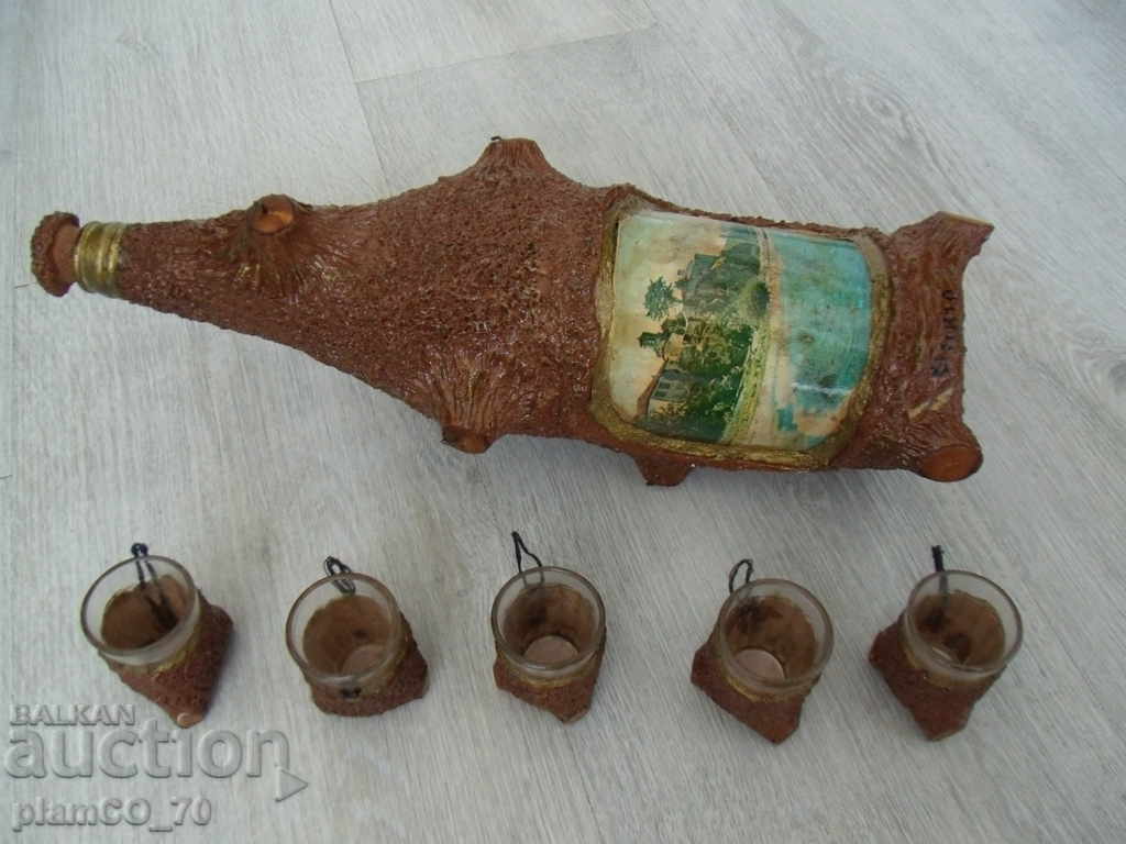 Auction No. 832 old kit - bottle with cups Auction No. 832 old kit - bottle with cups