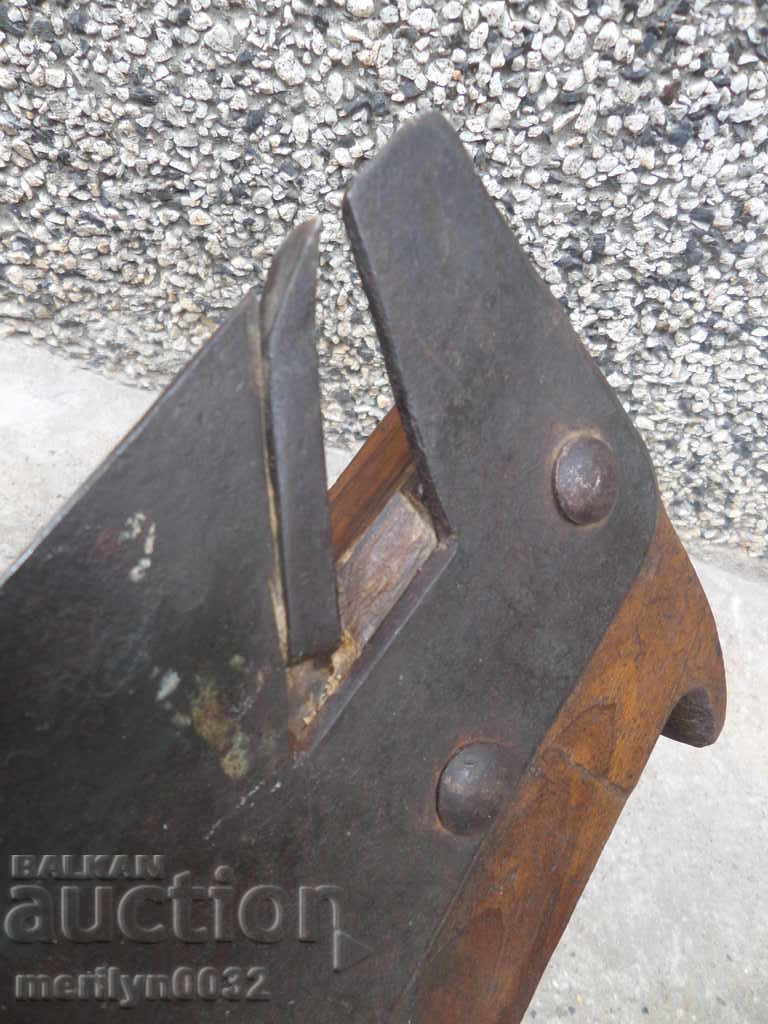 An old woodworking planer with a knife - 5 An old woodworking planer with a knife - 5