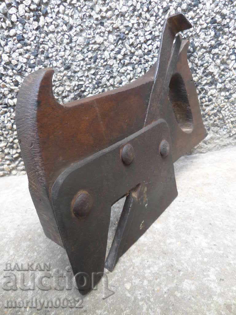 An old woodworking planer with a knife - 7 An old woodworking planer with a knife - 7