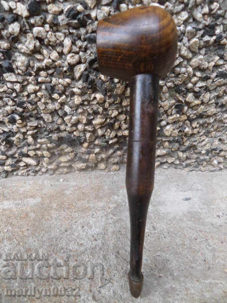 Delivery of Old wooden pipe, chibuk, kalyumet Delivery of Old wooden pipe, chibuk, kalyumet