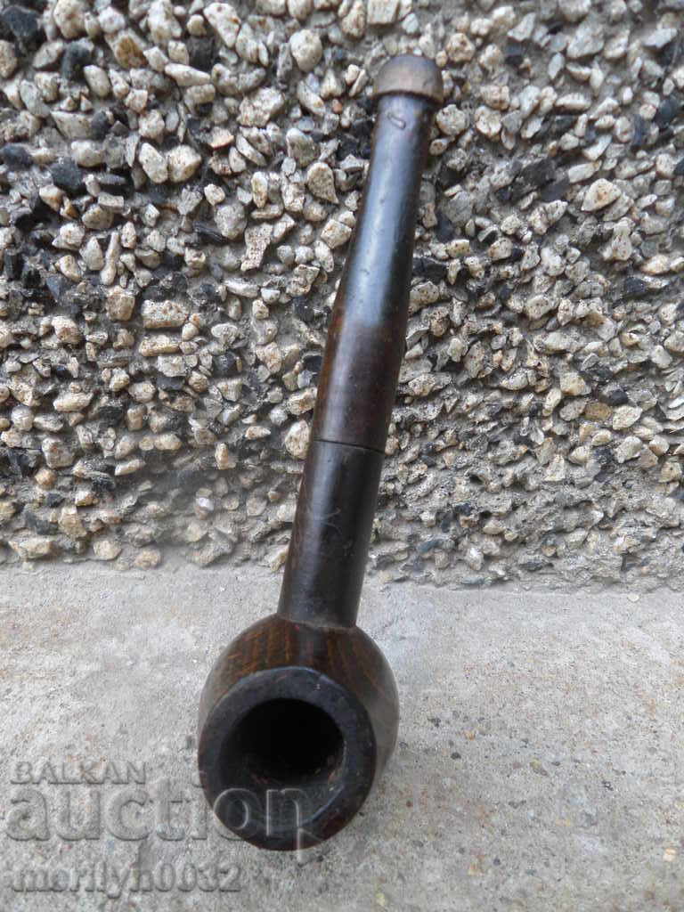 Old wooden pipe, chibuk, kalyumet