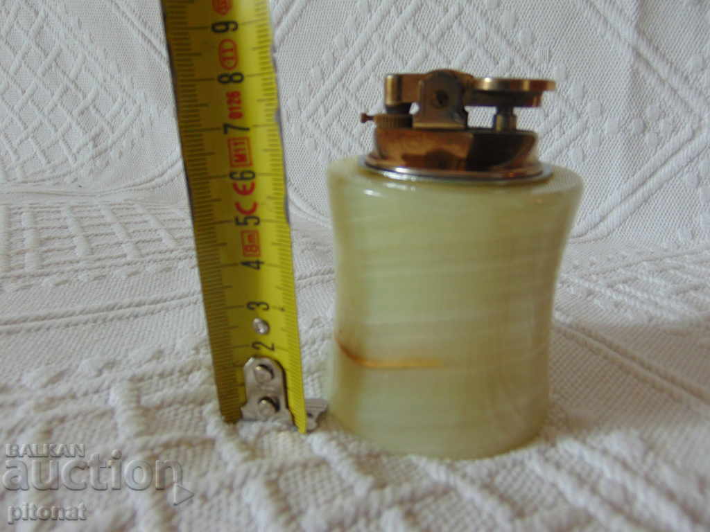 Delivery of Collector lighter onyx Delivery of Collector lighter onyx