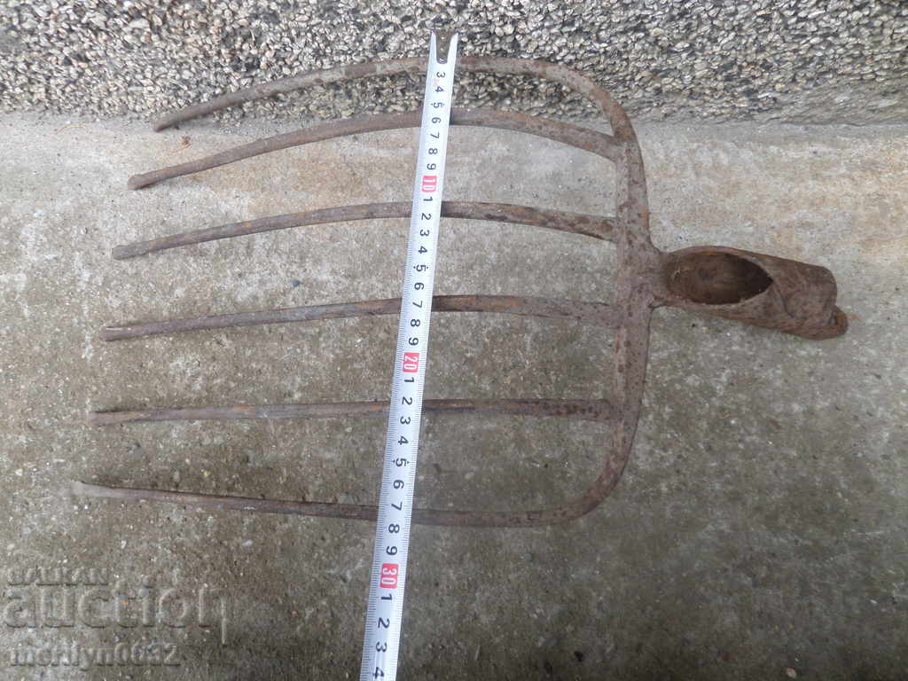 Old villa, wrought iron instrument - 6 Old villa, wrought iron instrument - 6