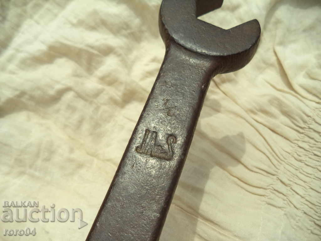 AMERICAN BOMBANDHIRE BUTTERFLY B-17 Flying Fortres - 6 AMERICAN BOMBANDHIRE BUTTERFLY B-17 Flying Fortres - 6