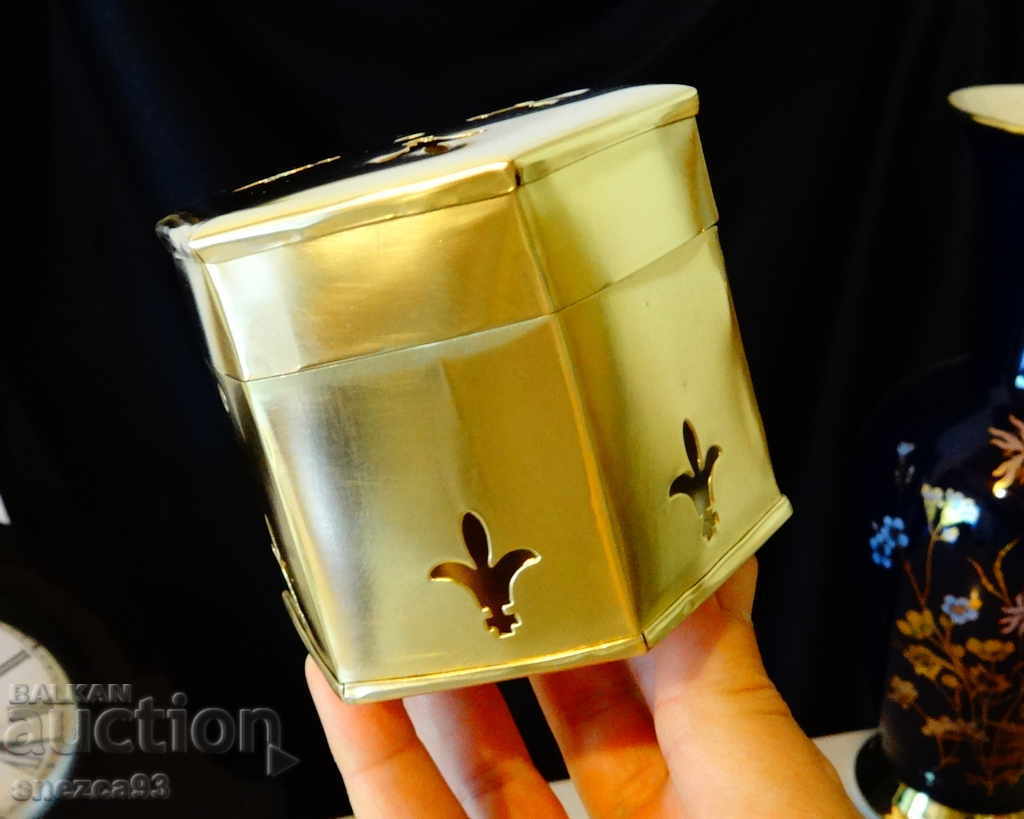 Candlestick, brass candlestick with bourbon lily. with price 25.00 BGN | € 12.78 Candlestick, brass candlestick with bourbon lily. with price 25.00 BGN | € 12.78