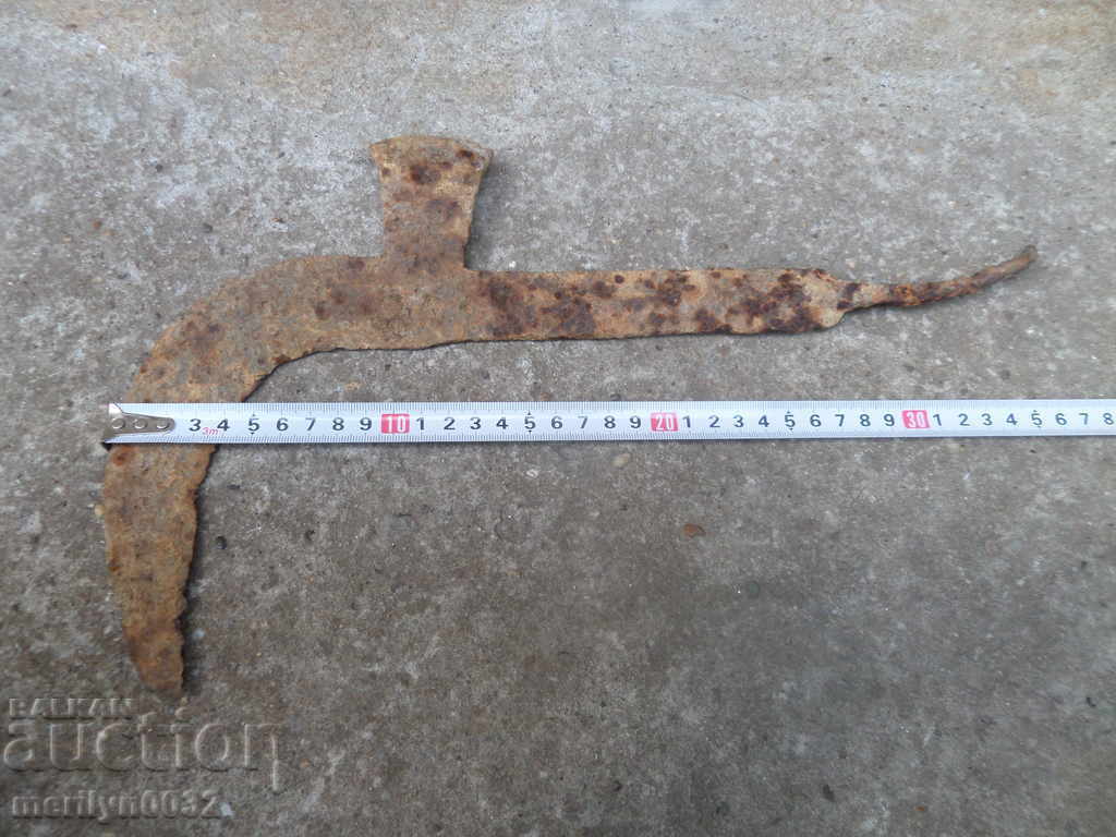 Delivery of Old handmade knife, wrought iron Delivery of Old handmade knife, wrought iron