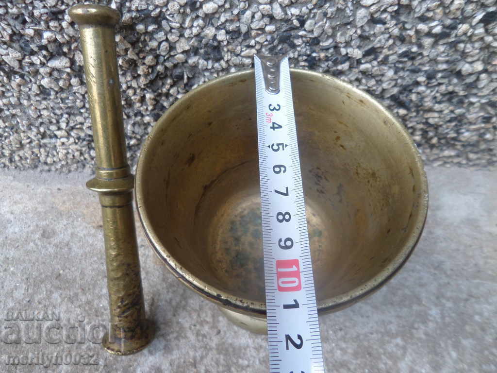 Auction Old bronze mortar with hammer, mortar Auction Old bronze mortar with hammer, mortar