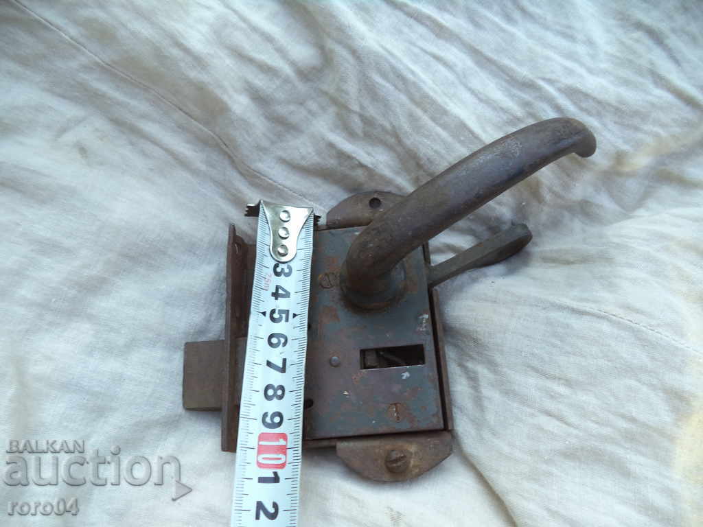 STARA BABY WITH HANDLE with price 19.00 BGN | € 9.71 STARA BABY WITH HANDLE with price 19.00 BGN | € 9.71