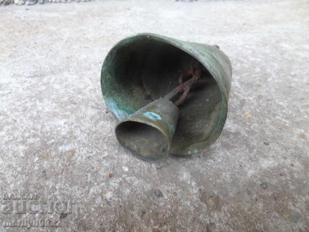 Delivery of Ottoman bronze chan, clapper, bell, bell Delivery of Ottoman bronze chan, clapper, bell, bell