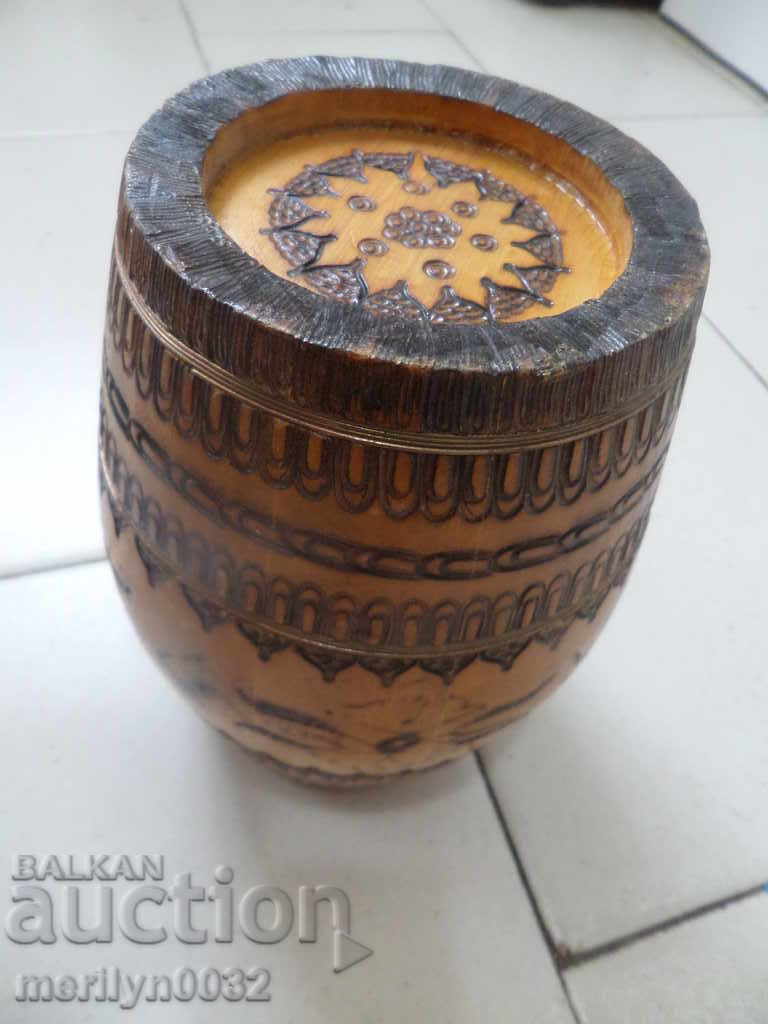 The storm, the barrel, the wooden, pewter cookie with price 45.00 BGN | € 23.01