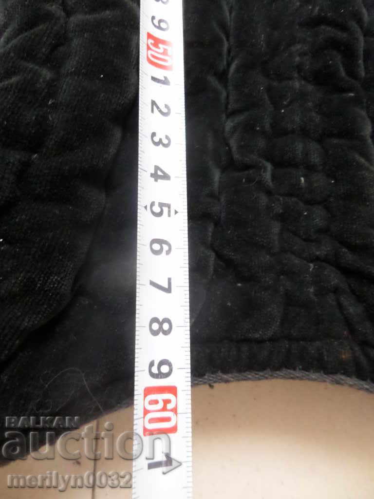 Delivery of Old male elephant velvet costume shirt jacket Delivery of Old male elephant velvet costume shirt jacket