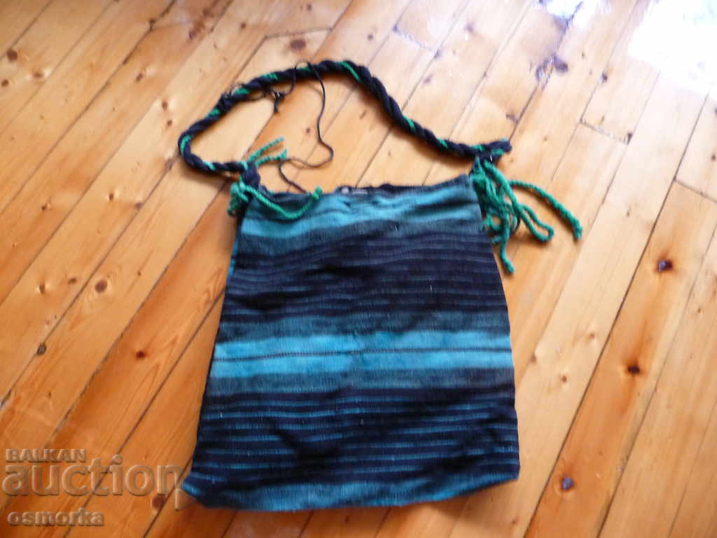 Auction  Old authentic bag bag with several spindles