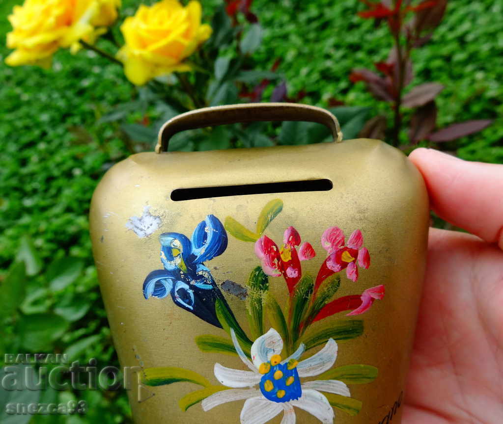 Swiss Chan, Cotton Piggy Bank - 5 Swiss Chan, Cotton Piggy Bank - 5