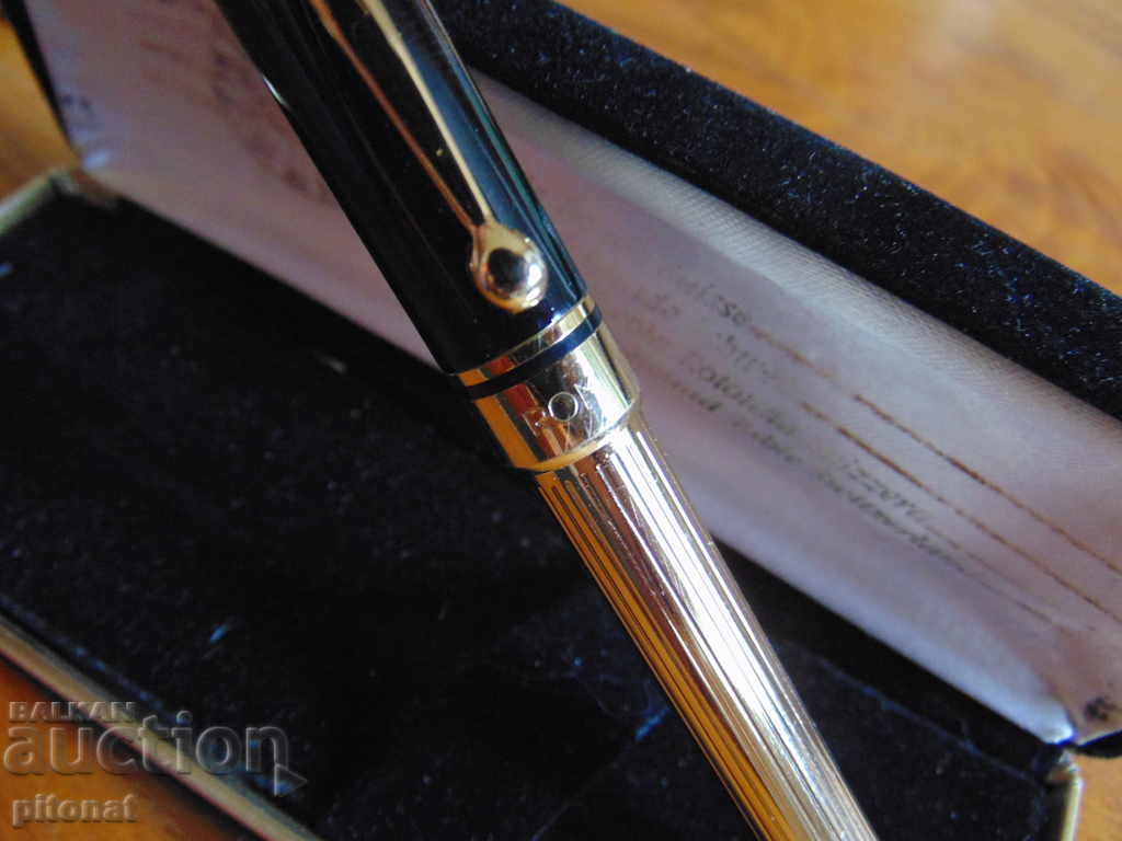 Collector pen + box with price 30.00 BGN | € 15.34 Collector pen + box with price 30.00 BGN | € 15.34