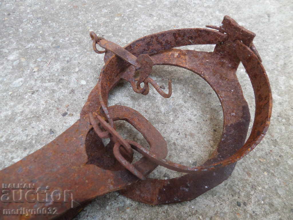 Auction Hand-wrought trap wrought iron Auction Hand-wrought trap wrought iron