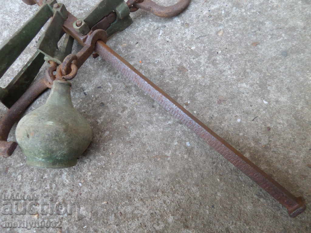 Ottoman scale with mace, scale, weight, wrought iron - 7 Ottoman scale with mace, scale, weight, wrought iron - 7