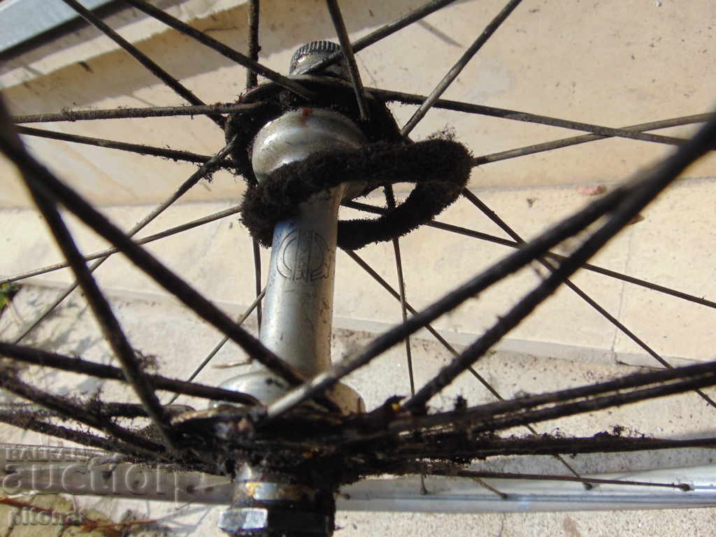 Delivery of Old cycling caps GRUNERT