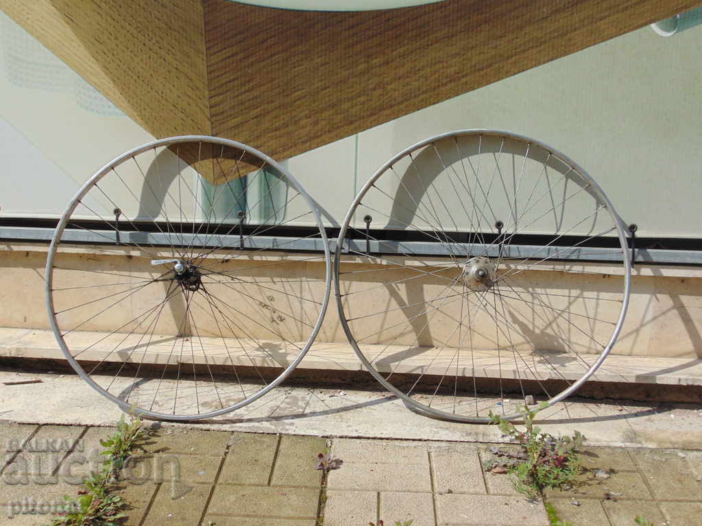 Old GRUNERT bicycle wheels