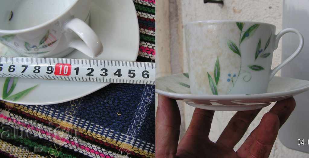 9306. PORCELAINĂ DE CAFEA DE CAFEA DE SERVICIU CU CHINEZĂ cu preț 18.00 BGN | € 9.20 9306. PORCELAINĂ DE CAFEA DE CAFEA DE SERVICIU CU CHINEZĂ cu preț 18.00 BGN | € 9.20